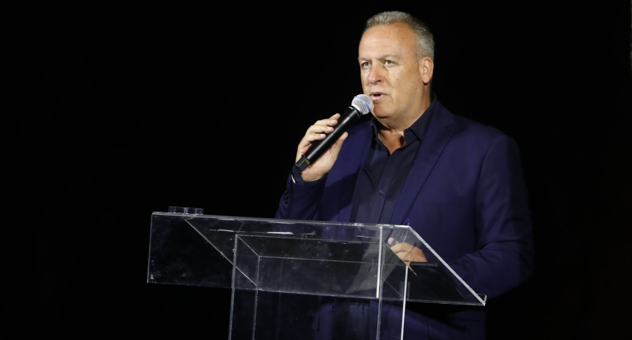 Ο πρόεδρος της ΕΣΑΠ, Παντελής Ταρνατόρος, στην κλήρωση της Volley League Ανδρών στη Βουλιαγμένη / Πηγή: Eurokinissi