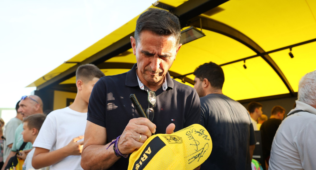 Ο Μανόλο Χιμένεθ στο περίπτερο του Άρη στη ΔΕΘ / Πηγή: Eurokinissi