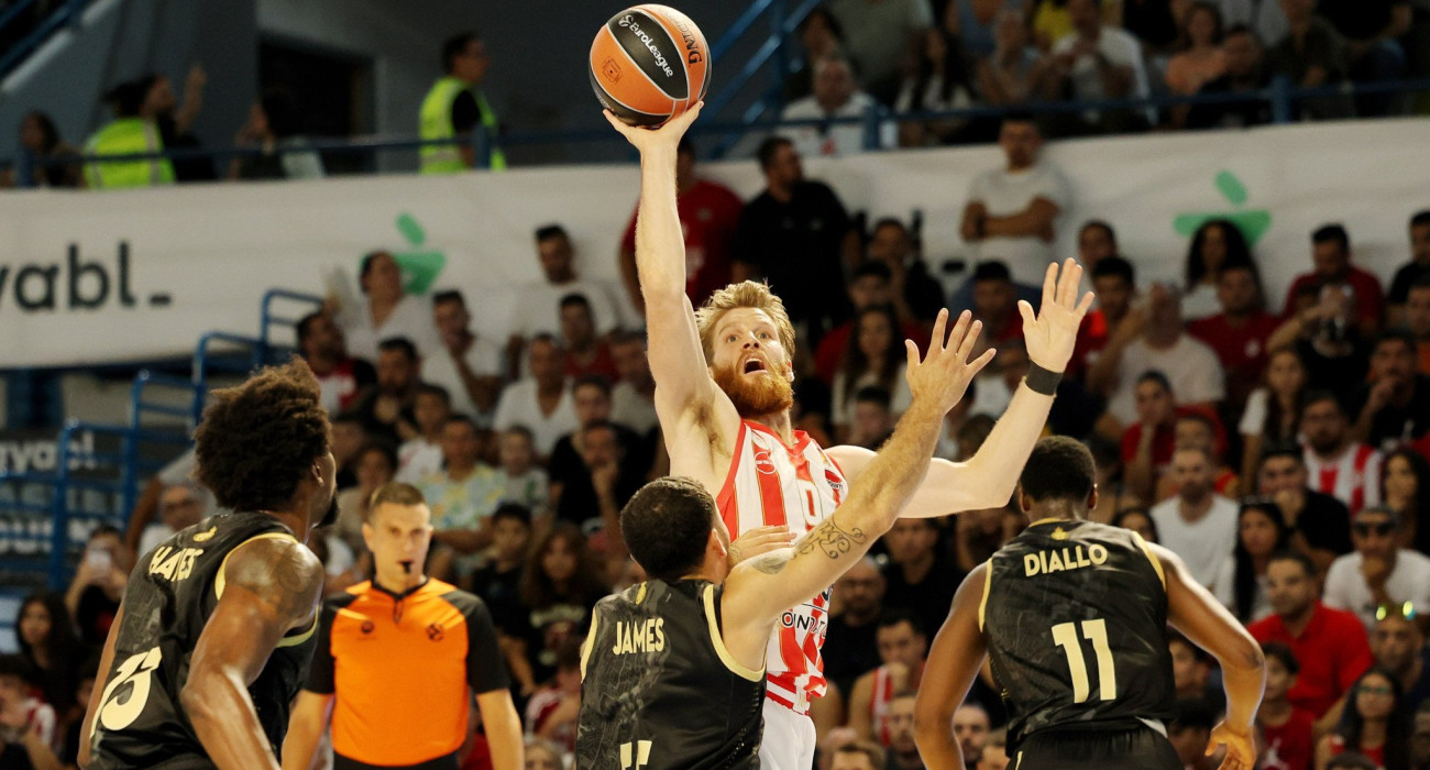 Ο Τόμας Γουόκαπ σε φάση από τη φιλικό του Ολυμπιακού με τη Μονακό / Πηγή: Eurokinissi