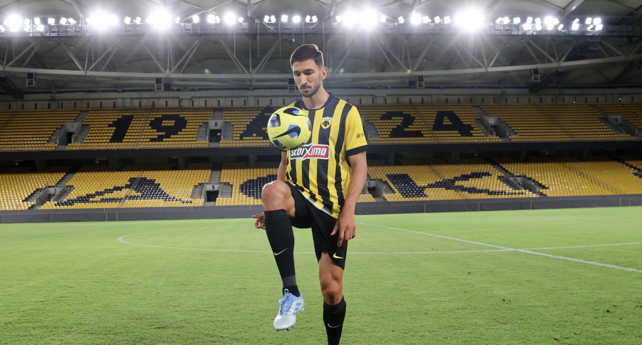 O Μάρκο Γκρούγιτς στην παρουσίασή του από την ΑΕΚ / Πηγή: Intime