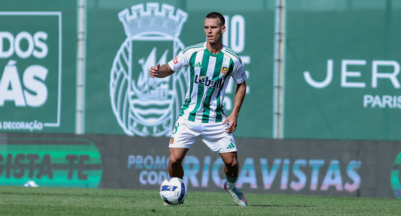 Ο Φάνης Μπακούλας / Πηγή: rioavefc.pt