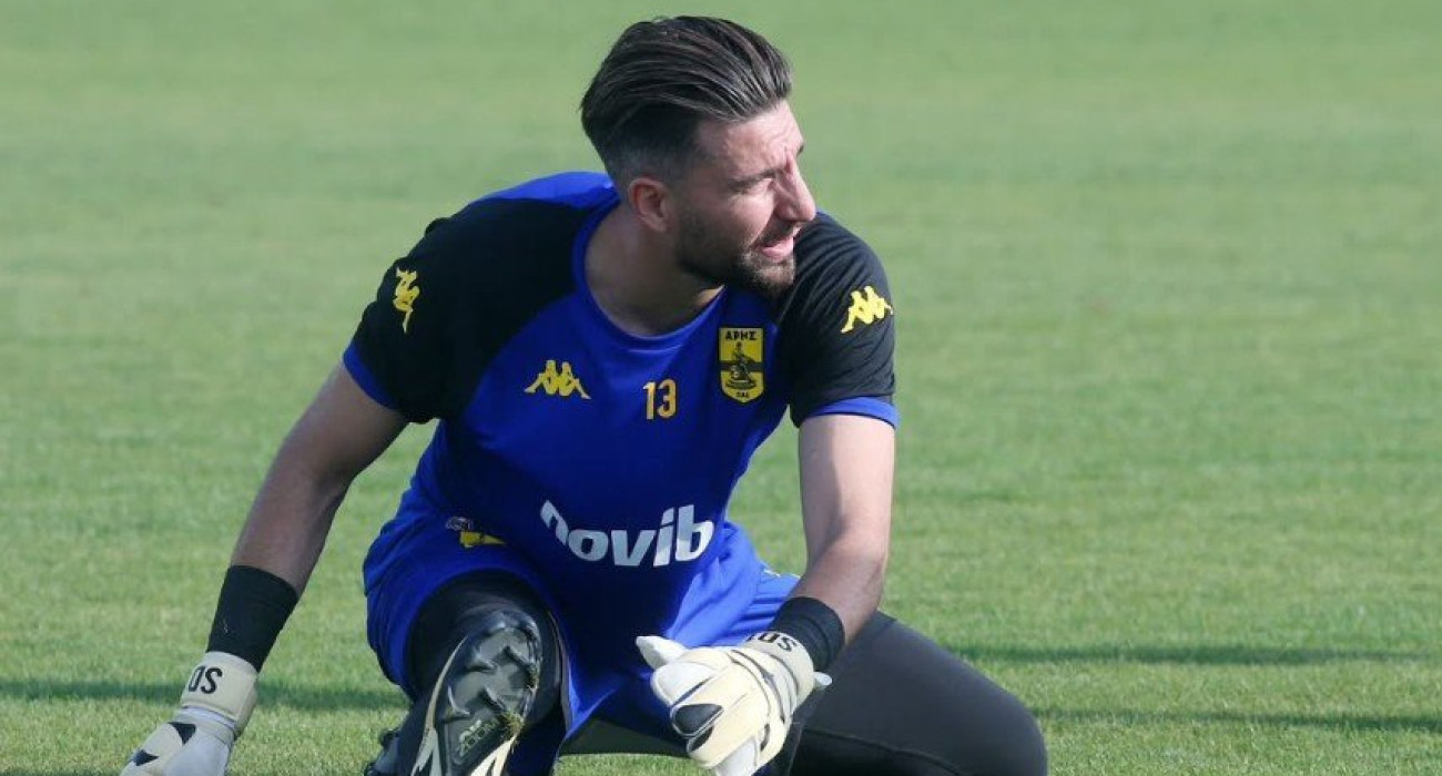 Ο Σωκράτης Διούδης στην προπόνηση του Άρη / Πηγή: Arisfc