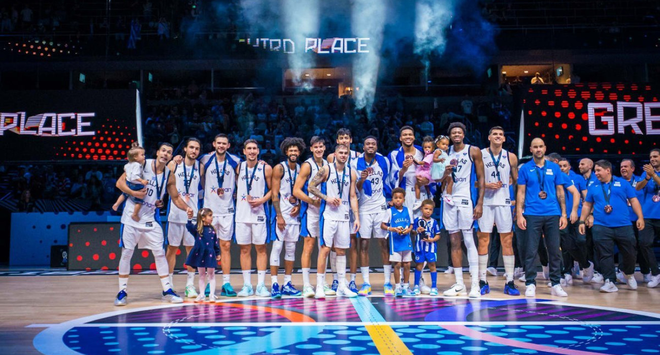 Η στιγμή της απονομής του χάλκινου μεταλλίου, Πηγή: FIBA