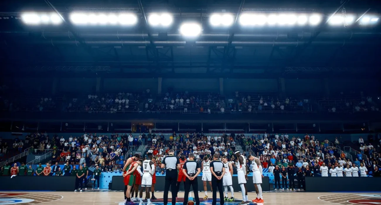 Στιγμιότυπο από το ενός λεπτού σιγή στο Γερμανία - Πορτογαλία, Πηγή: FIBA