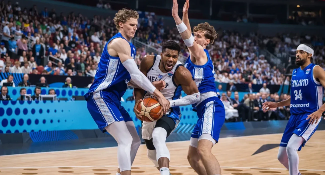 Ο Γιάννης Αντετοκούνμπο απέναντι στους Φινλανδούς διεθνείς / Πηγή: FIBA Basketball