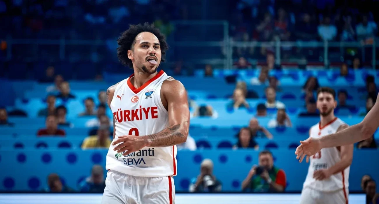 Ο Σέιν Λάρκιν με την Τουρκία / Πηγή: FIBA