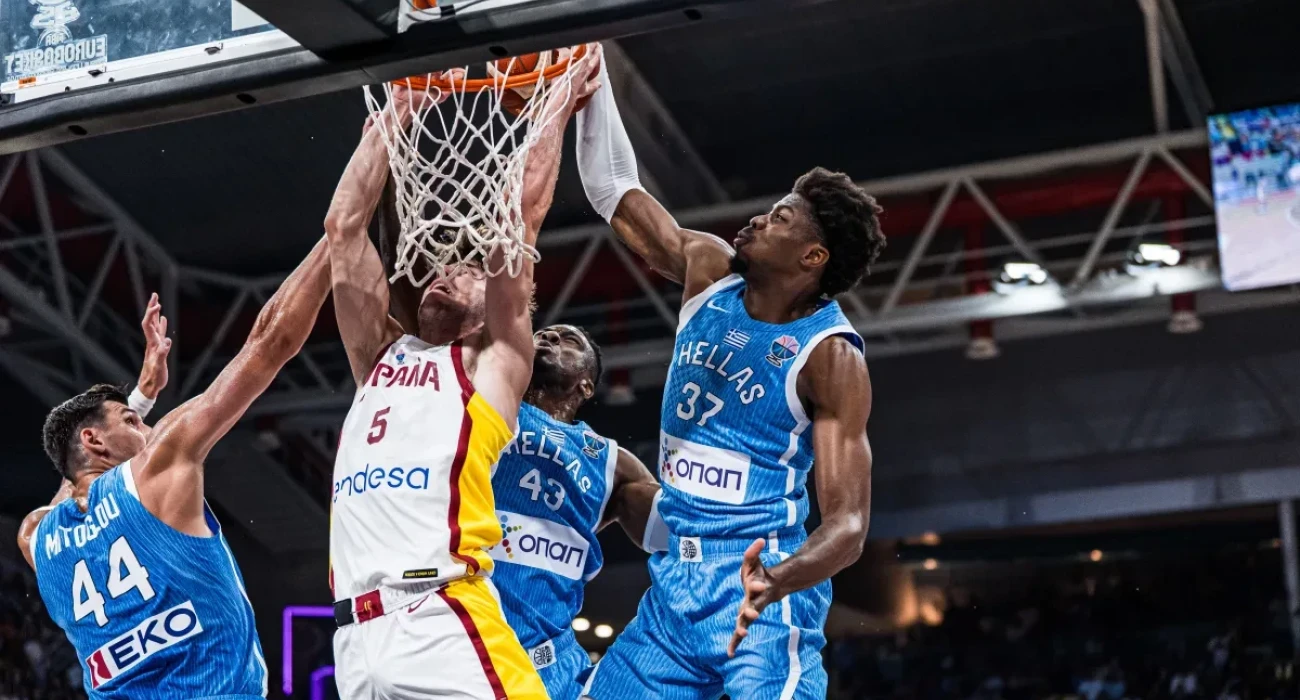 Ο Κώστας Αντετοκούνμπο σε εντυπωσιακή φάση με την Εθνική, Πηγή: FIBA