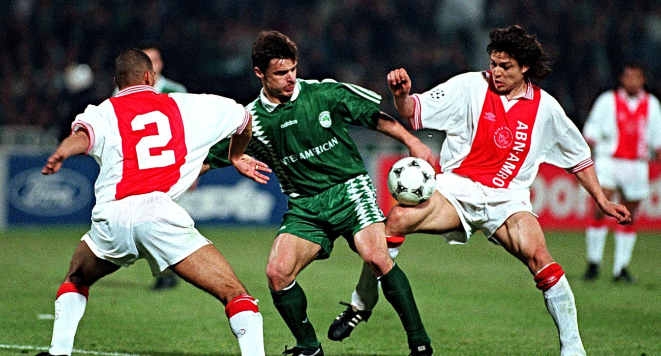 Παγκόσμιος θρύλος του ποδοσφαίρου επιστρέφει για να παίξει με τους γιους του στο Κύπελλο Εσθονίας!