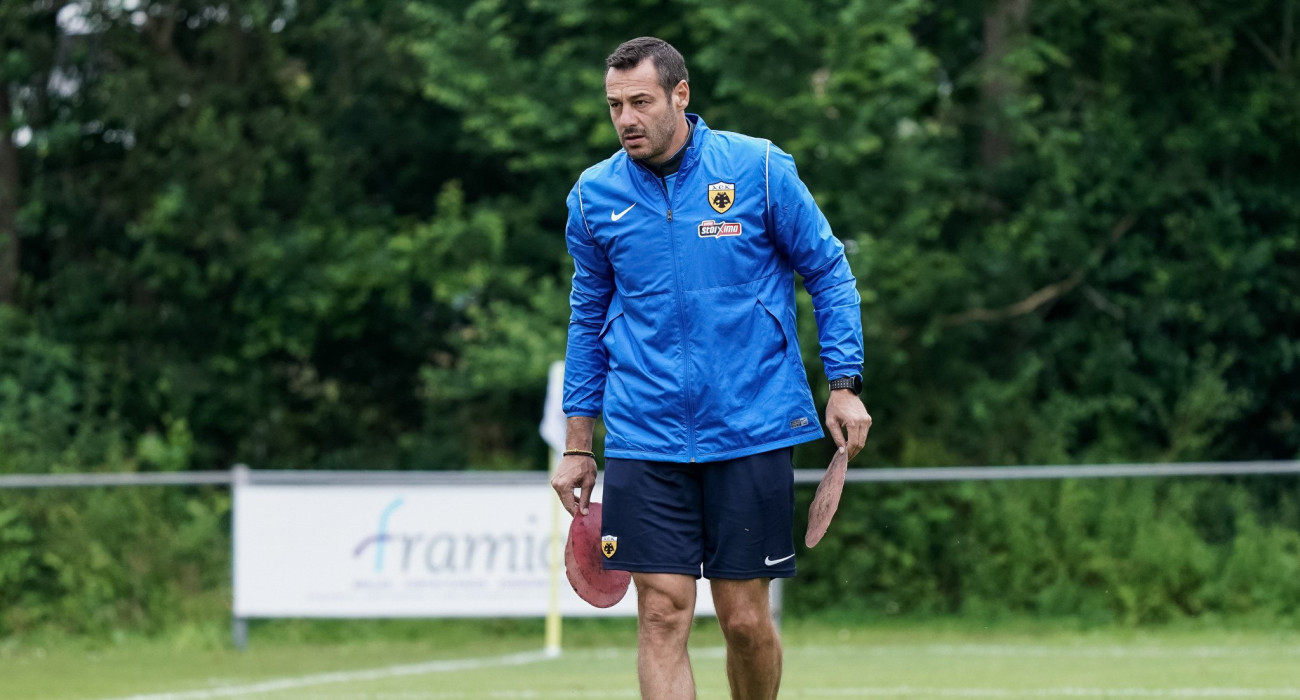 Ο Χρυσόστομος Μιχαηλίδης σε παλαιότερη προετοιμασία της ΑΕΚ / Πηγή: Eurokinissi