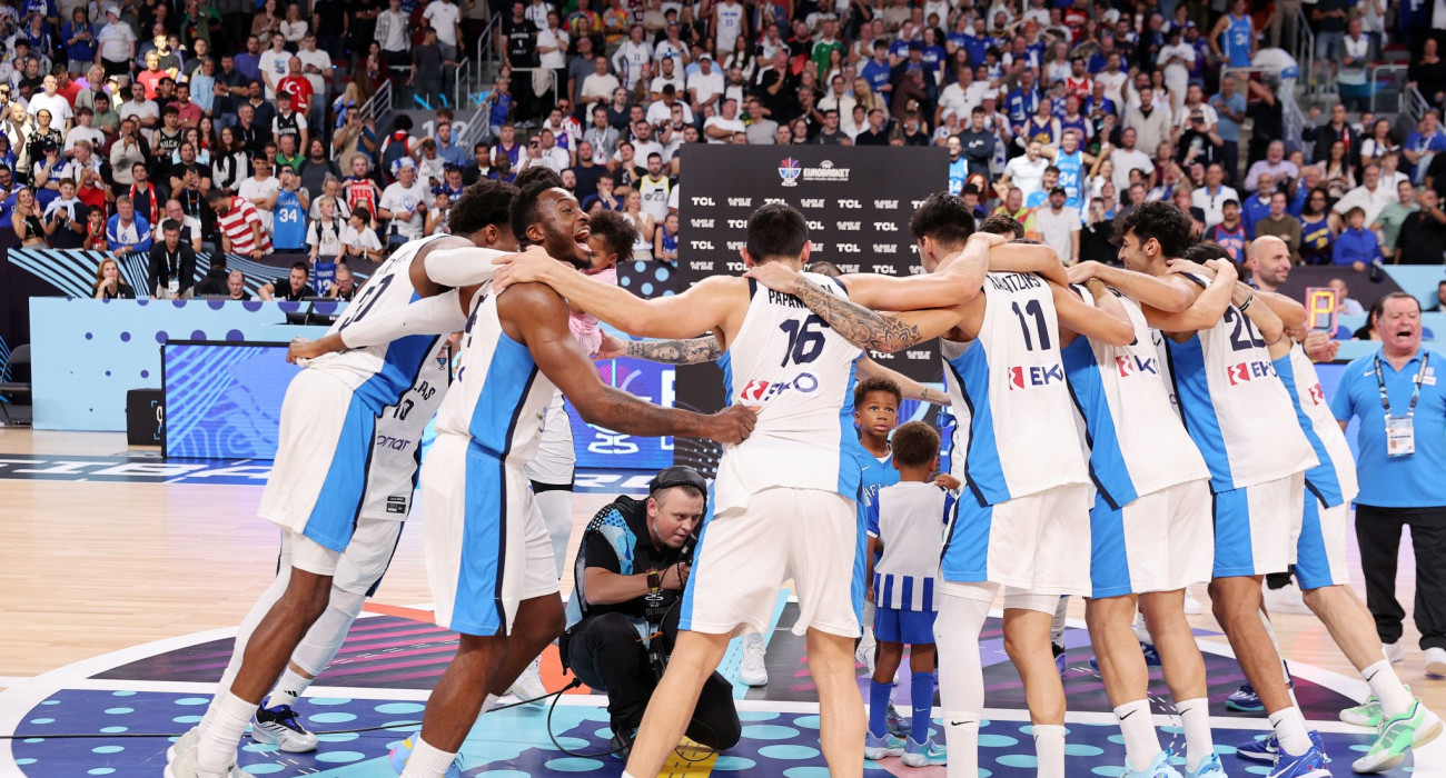 Στιγμές από την απονομή της Ελλάδας και του χάλκινου μεταλλίου, Πηγή: INtime