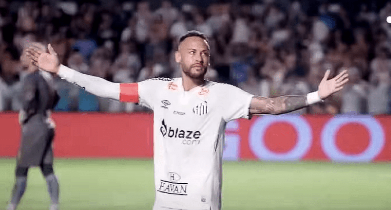 Ο Νεϊμαρ με την φανέλα της Σάντος / Screenshot