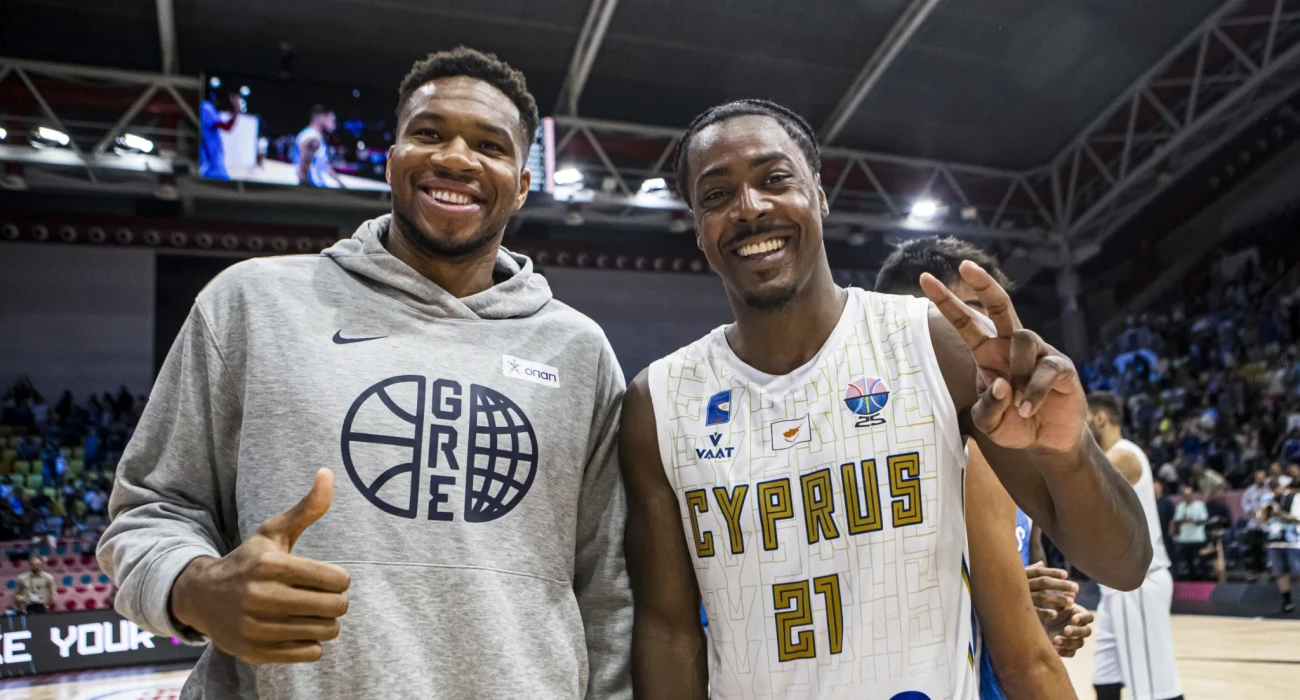 Ο Ντάραλ Γουίλις στο Athletiko: «Είμαι... fan boy του Γιάννη Αντετοκούνμπο»