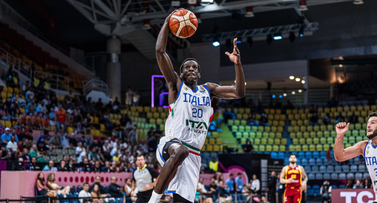 Ο Σαλιού Νιάνγκ στο Athletiko: «Δεν περίμενα την ήττα της Ελλάδας, χαίρομαι που με παρακολουθούν οι Καβαλίερς»