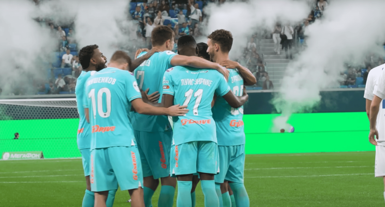 Οι ποδοσφαιριστές της Ζενίτ πανηγυρίζουν / Screenshot
