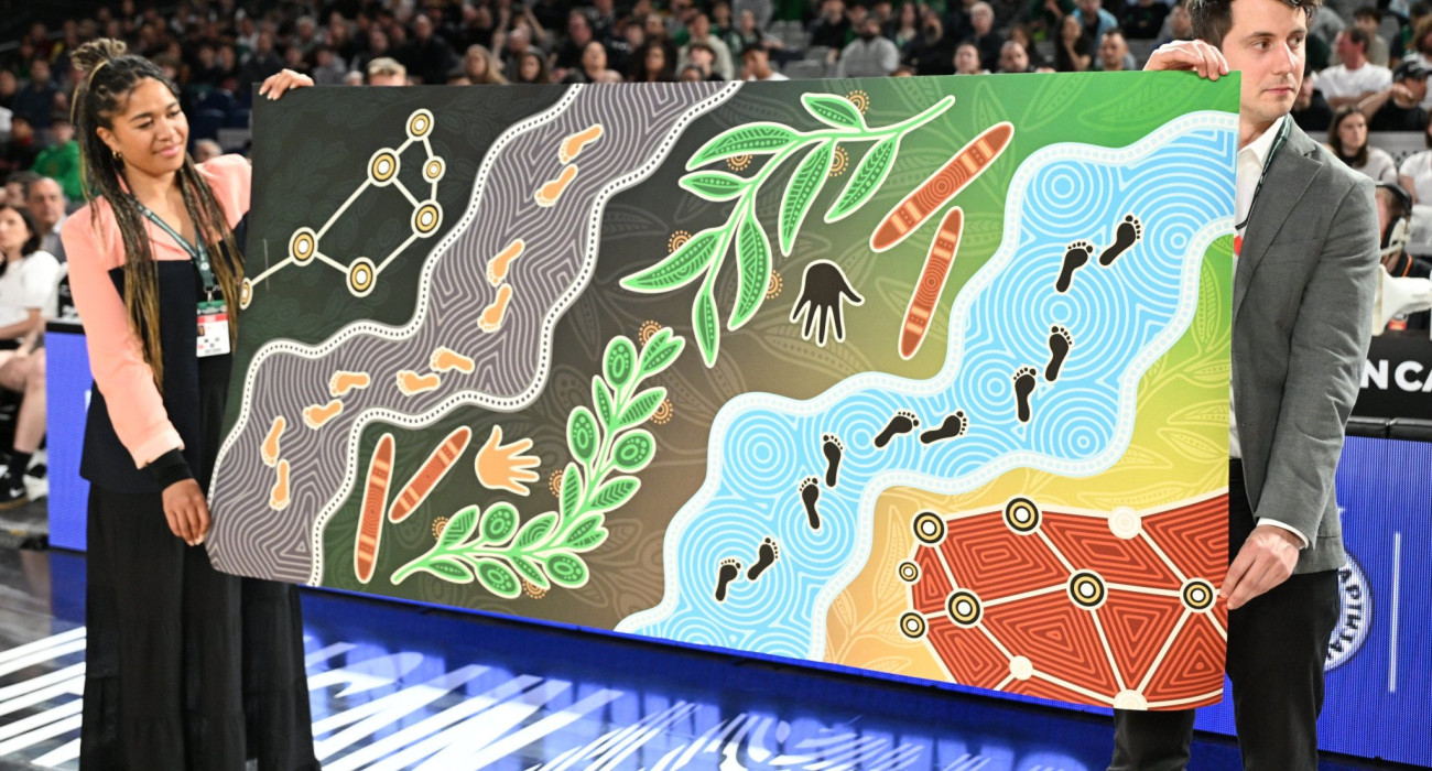 Ο πίνακας ιθαγενών Αυστραλίας πριν το Παναθηναϊκός - Παρτιζάν / Πηγή: stolis.gr