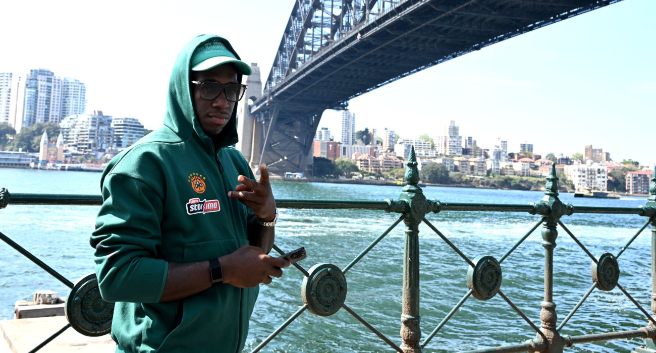 Ο Κέντρικ Ναν/Βαγγέλης Στόλης