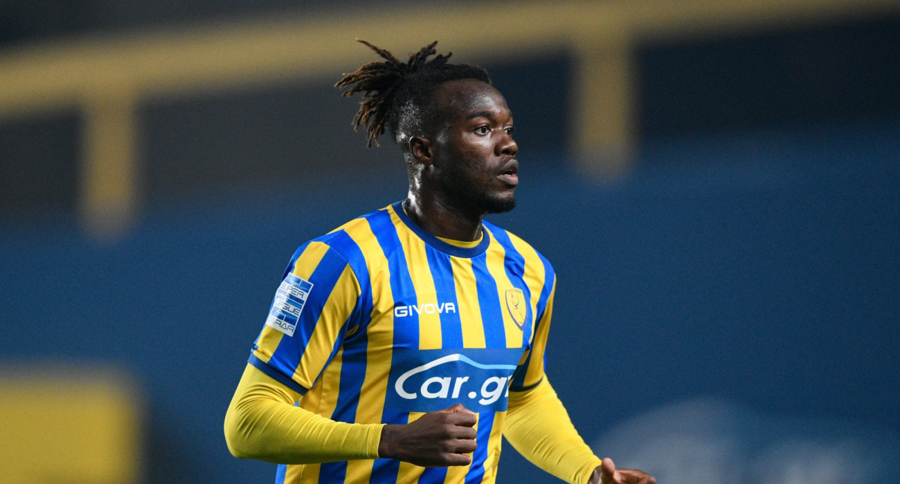 Ο Αριγίμπι με την φανέλα του Παναιτωλικού / Πηγή: Eurokinissi