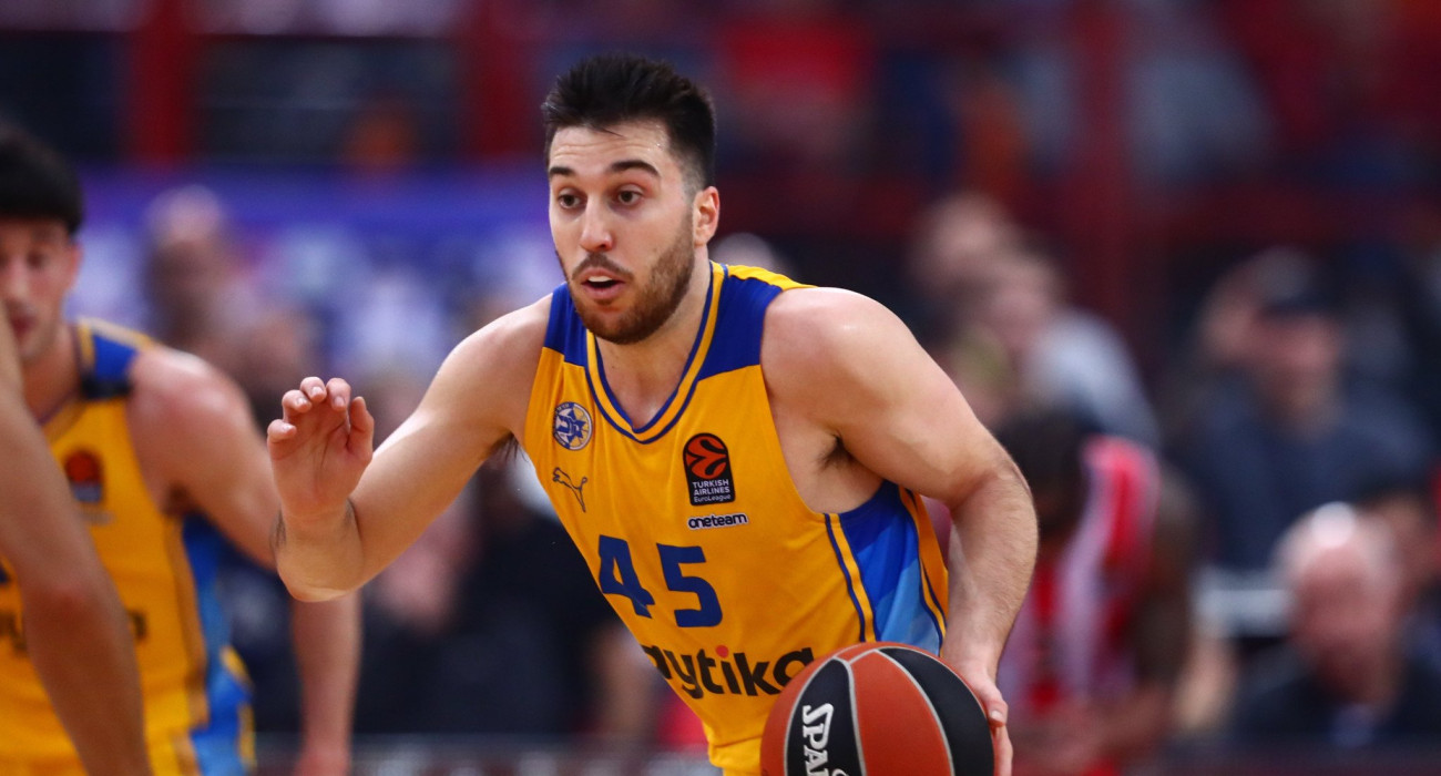 Ο Ταμίρ Μπλατ με τη φανέλα της Μακάμπι/Πηγή: Eurokinissi