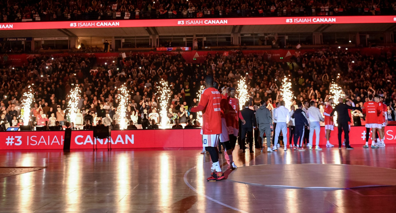 Ο Ερυθρός Αστέρας έχει πουλήσει ήδη πάνω από 10.000 διαρκείας