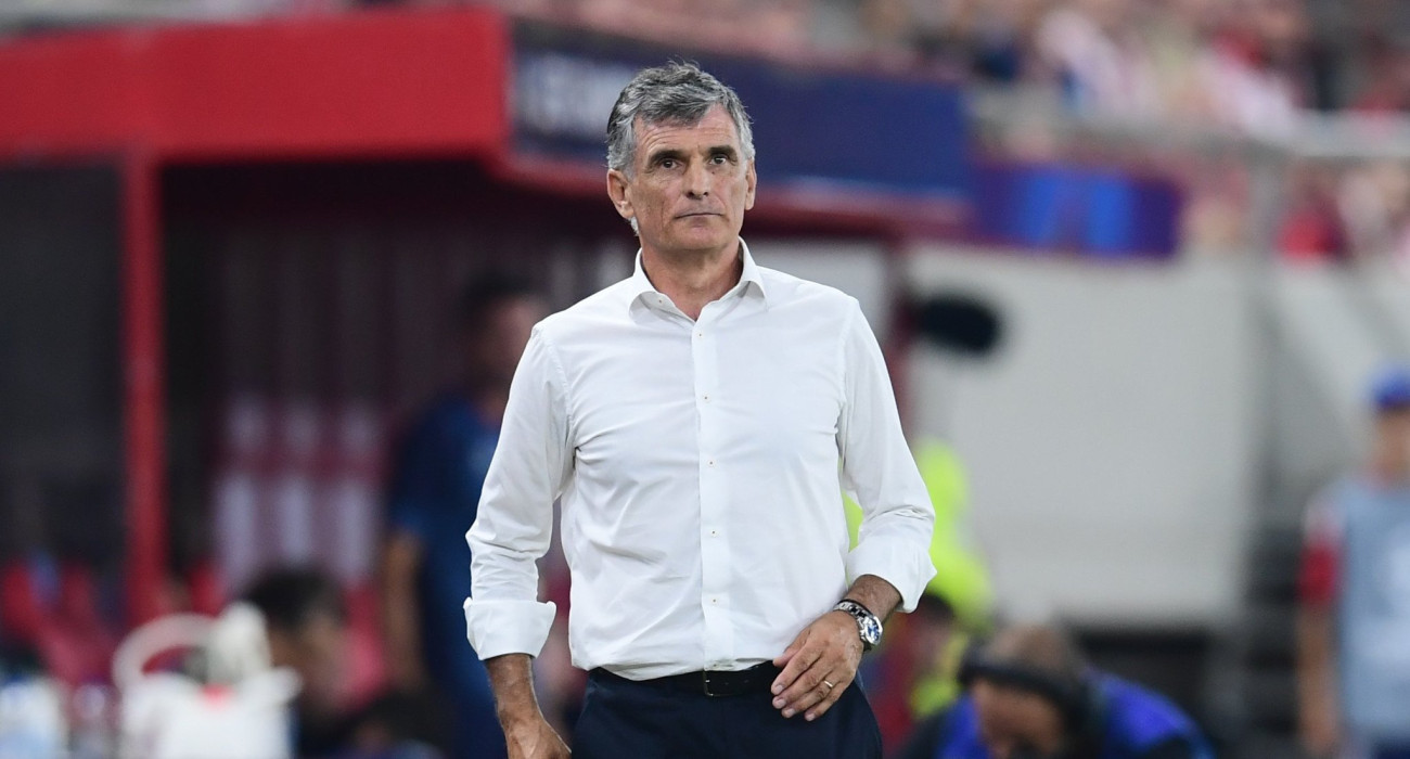 Ο Χοσέ Λουίς Μεντιλίμπαρ κατά τη διάρκεια του αγώνα του Ολυμπιακού με την Πάφο/Πηγή: Eurokinissi