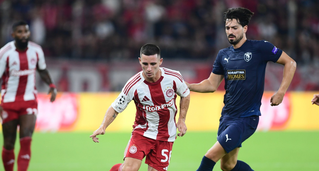 Ο Ποντένσε με τον Πεπέ / Πηγή: Eurokinissi