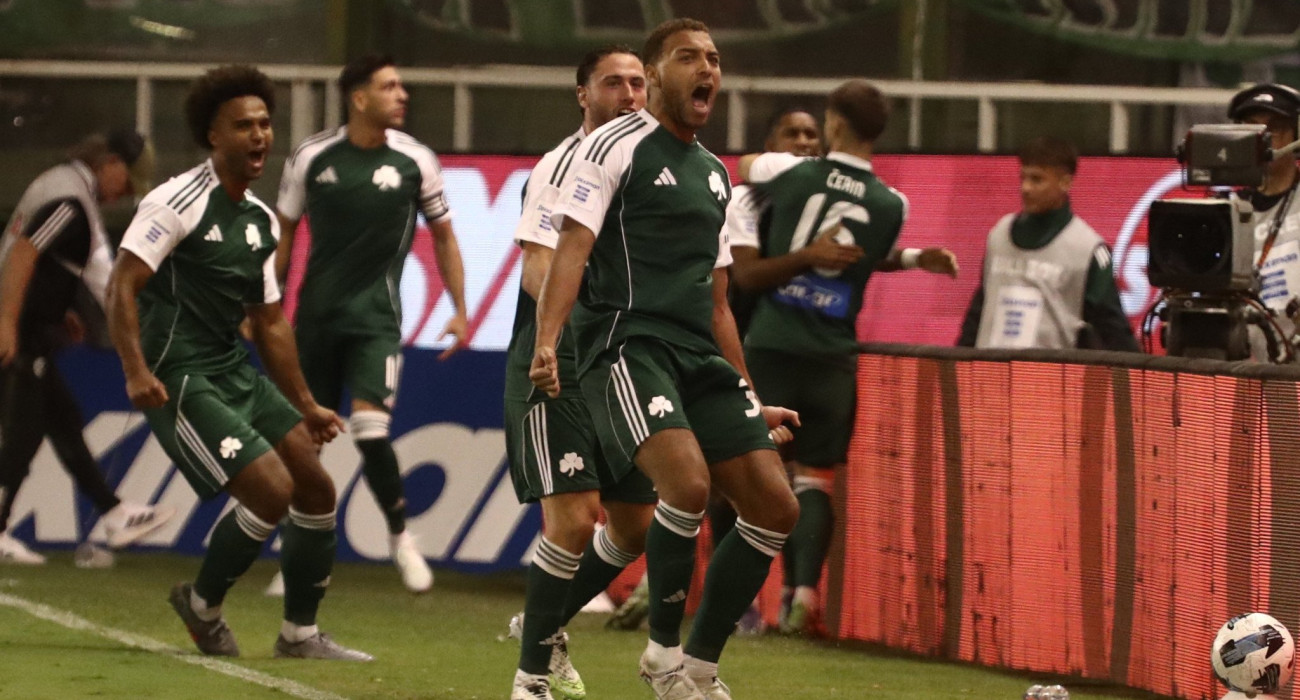 Οι παίκτες του Παναθηναϊκού πανηγυρίζουν / Πηγή: Eurokinissi