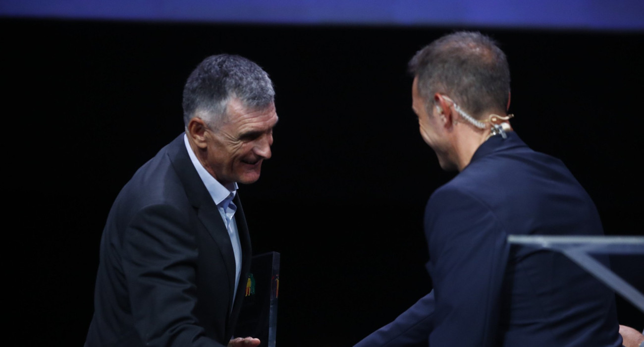 O κορυφαίος προπονητής της σεζόν 2024-25, Χοσέ Λουίς Μεντιλίμπαρ / Πηγή: Eurokinissi