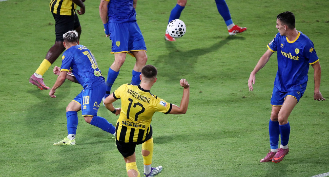 Το πλασέ του Καλοσκάμη για το 2-0 της ΑΕΚ / Πηγή: Intime