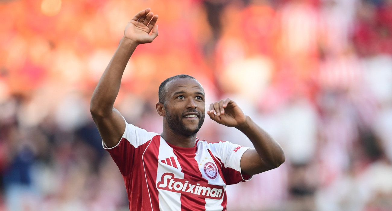 Ο Ελ Κααμπί πανηγυρίζει με τον Ολυμπιακό / Πηγή: Eurokinissi