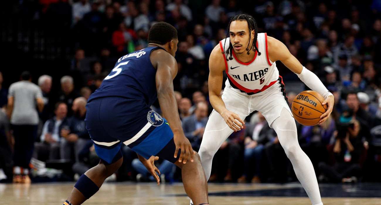 Ο Νταλάνο Μπάντον με τη φανέλα των Πόρτλαντ Τρέιλ Μπλέιζερς / Πηγή: David Berding / Getty Images / Ideal Images