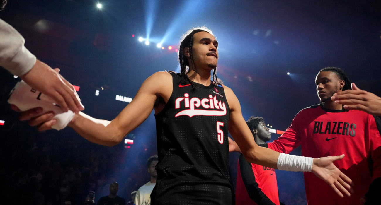 Ο Νταλάνο Μπάντον με τη φανέλα των Πόρτλαντ Τρέιλ Μπλέιζερς / Πηγή: Soobum Im / Getty Images / Ιdeal Images