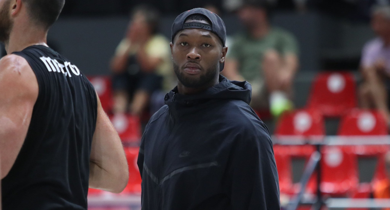 Ο ΡάιΚουαν Γκρέι στο φιλικό της ΑΕΚ με τη Βαρέζε, Πηγή: Intime