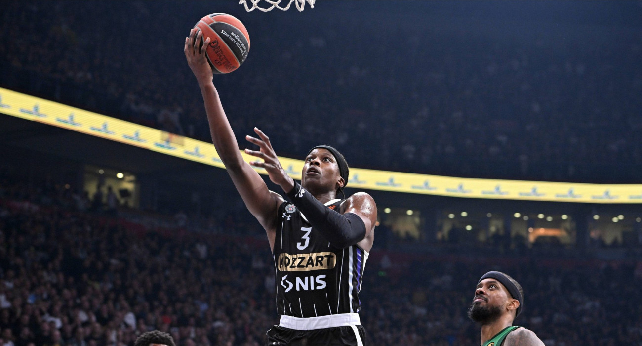 Ο Φρανκ Ντιλινικά με τη φανέλα της Παρτιζάν / Πηγή: Imago