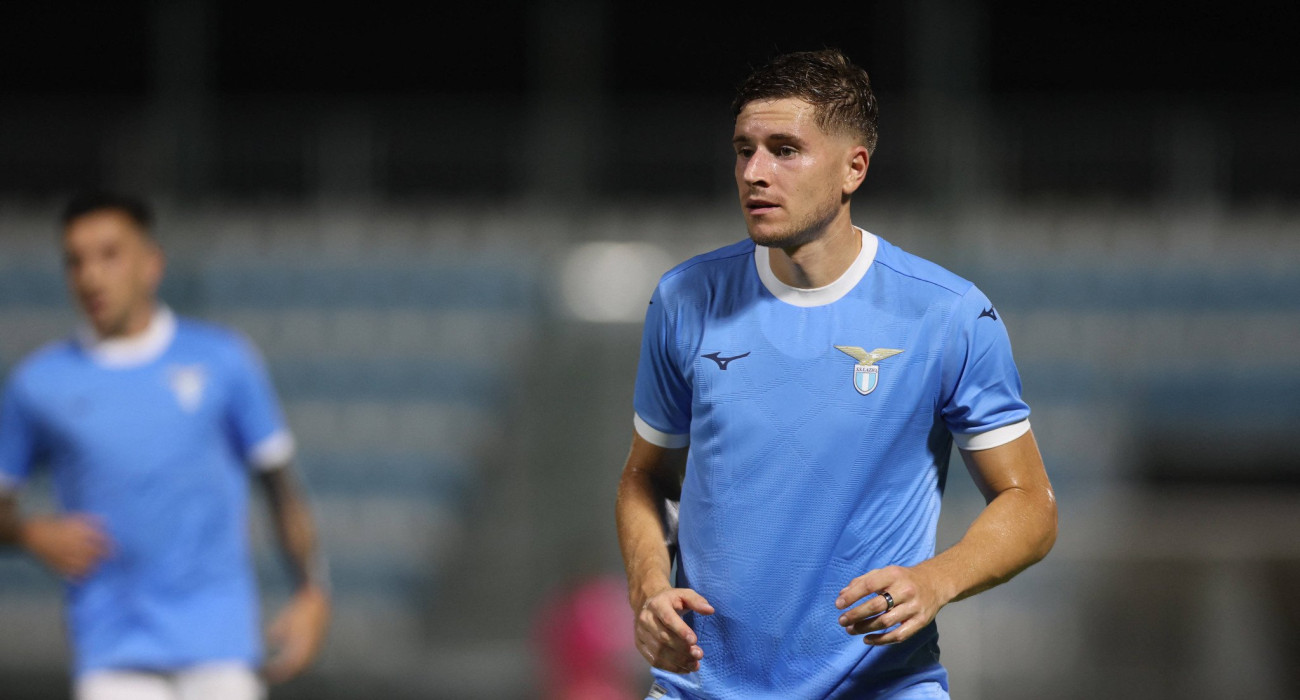 Ο Τόμα Μπάσιτς με την φανέλα της Λάτσιο / Πηγή: Imago