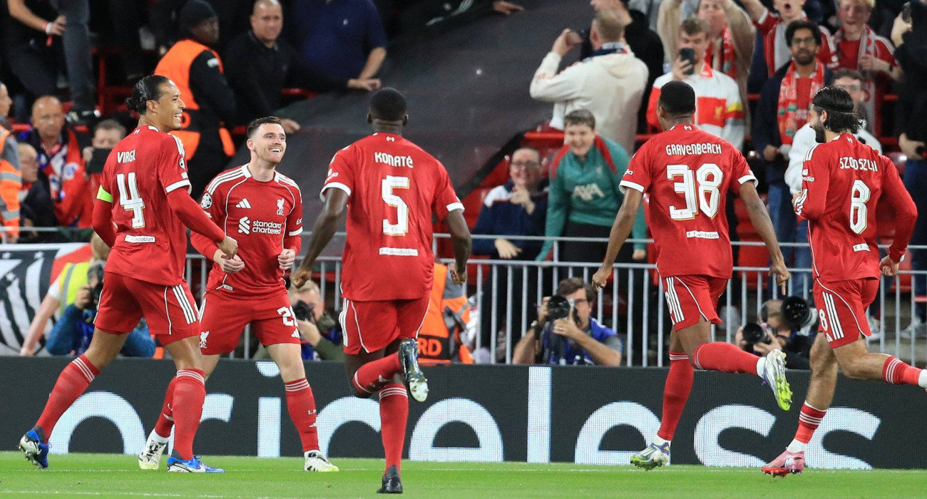 Οι παίκτες της Λίβερπουλ πανηγυρίζουν / Πηγή: Imago