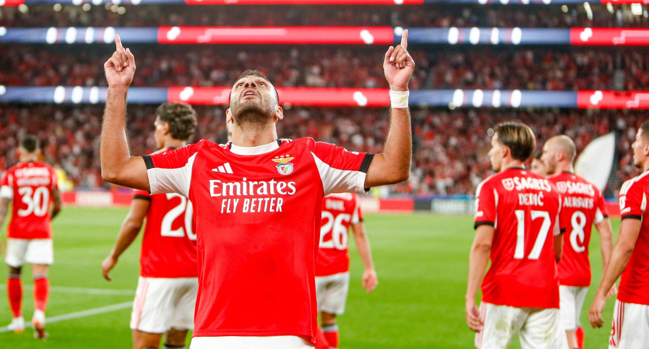 Ο Βαγγέλης Παυλίδης πανηγυρίζει το γκολ που πέτυχε / Πηγή: Imago