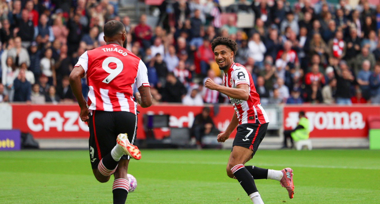 Οι παίκτες της Μπρέντφορντ πανηγυρίζουν / Πηγή: Imago