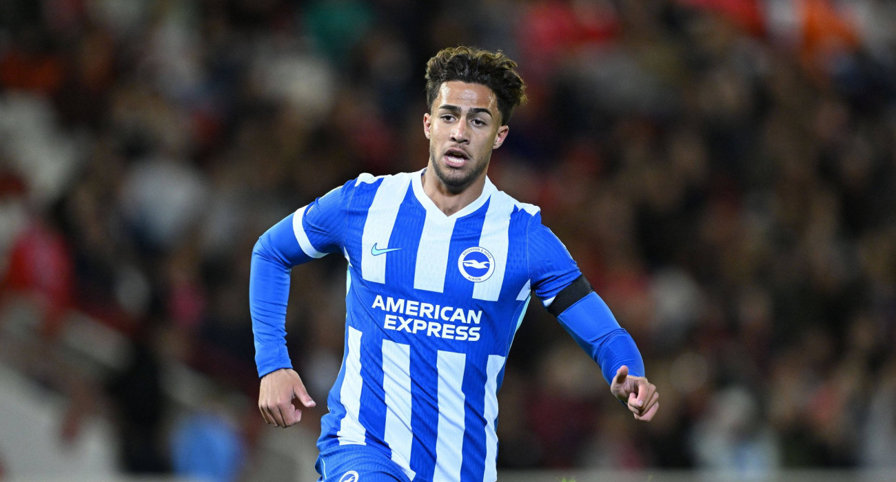 Ο Μπάμπης Κωστούλας με τη Μπράιτον / Πηγή: Imago