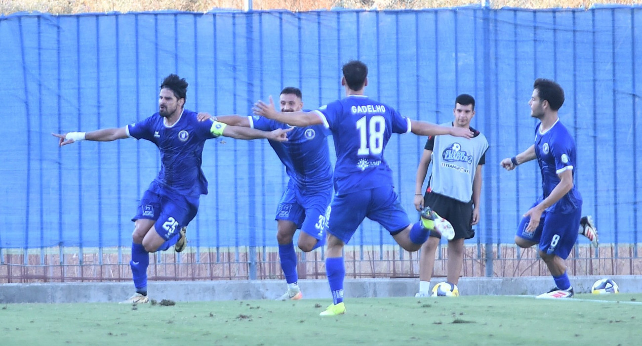 Οι ποδοσφαιριστές της Νίκης Βόλου πανηγυρίζουν / Πηγή: Eurokinissi