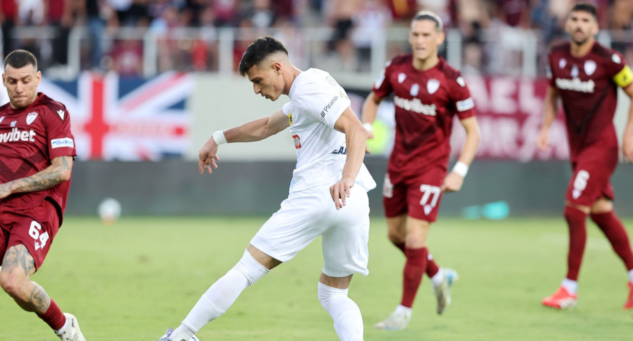 Ο Σταύρος Πήλιος στο ΑΕΛ-ΑΕΚ / Πηγή: Intime