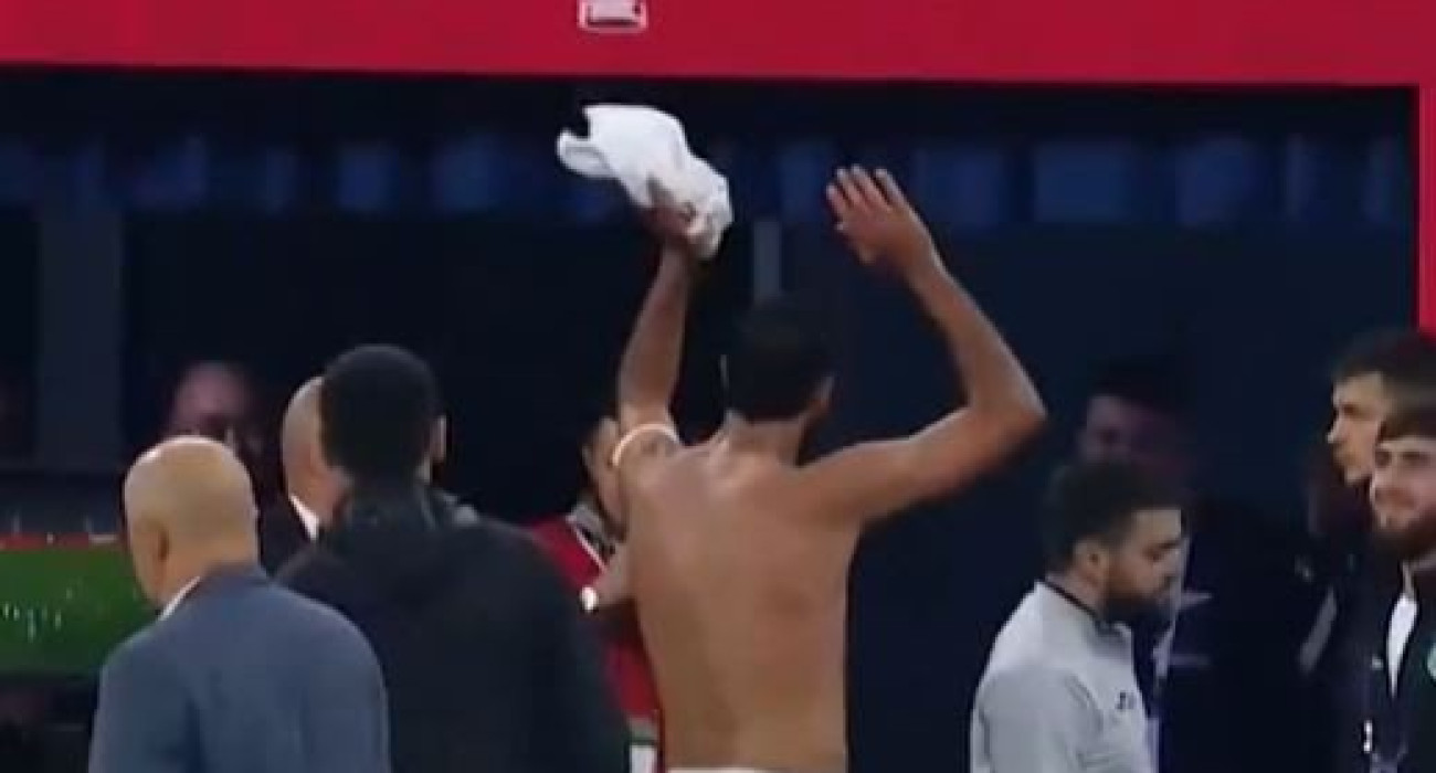 Ο Ναντέρ Γκάντρι πήρε πίσω τη φανέλα του / Screenshot