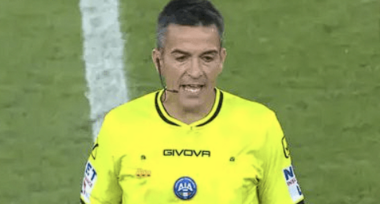 Ο διαιτητής Ραπουάνο στον αγώνα Ελλάς Βερόνα - Γιουβέντους / Πηγή: Printscreen