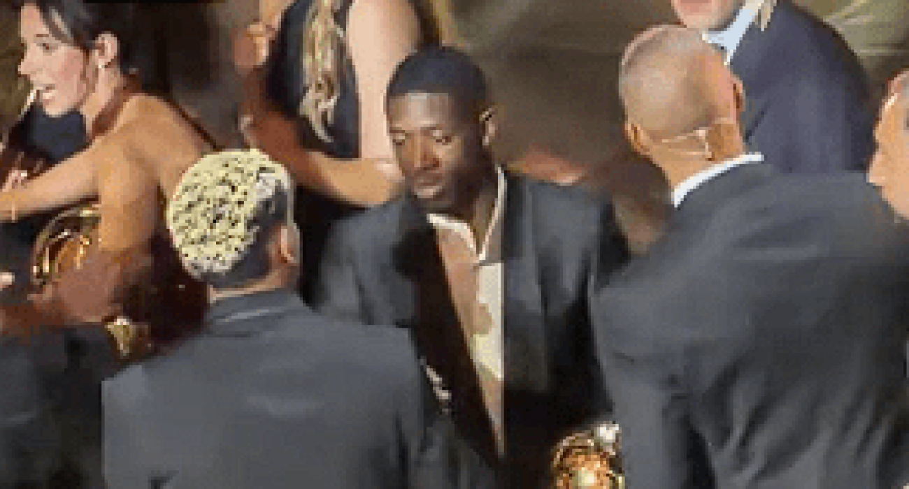 Ο Λαμίν Γιαμάλ με τον Ουσμάν Ντεμπελέ / Πηγή: Printscreen