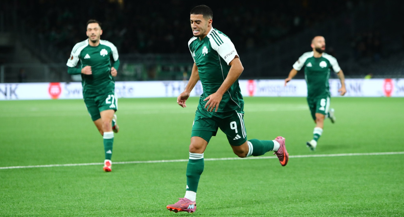 Ο Ζαρουρί σκοράρει με τον Παναθηναϊκό / Πηγή: Eurokinissi