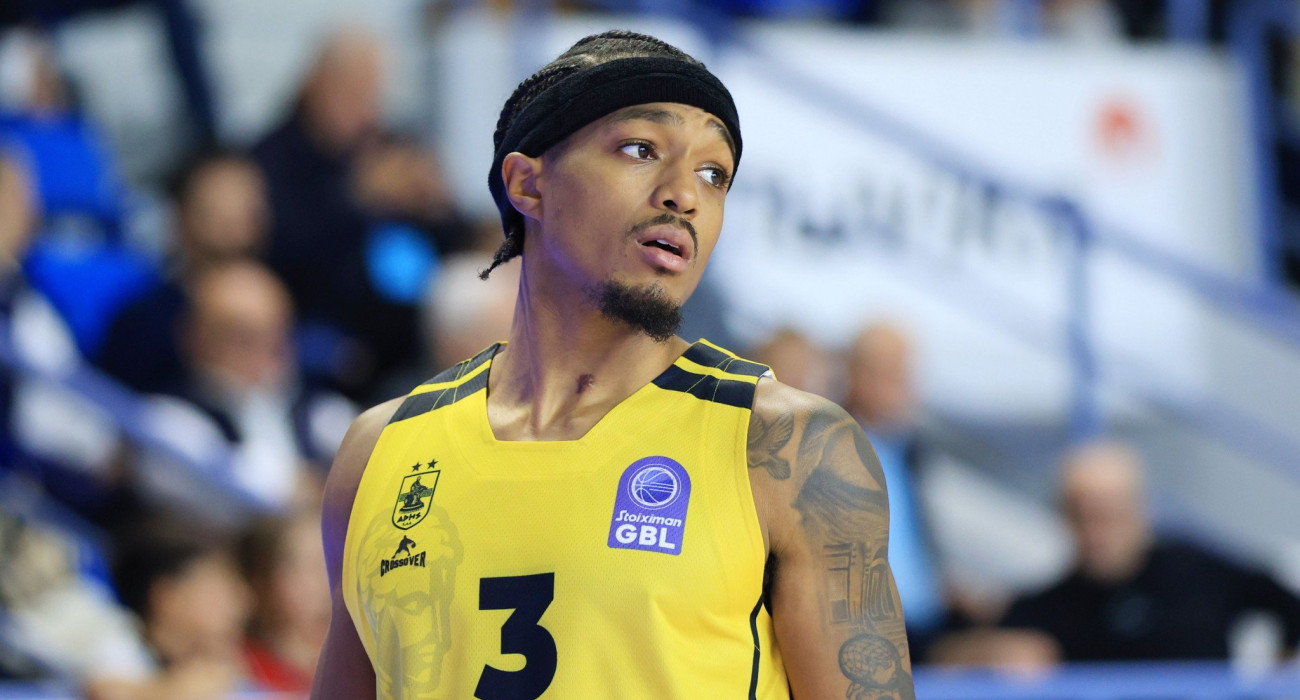 Τζόουνς: «Ενθουσιασμένος που θα παίξουμε σε ένα γεμάτο Nick Galis Hall»