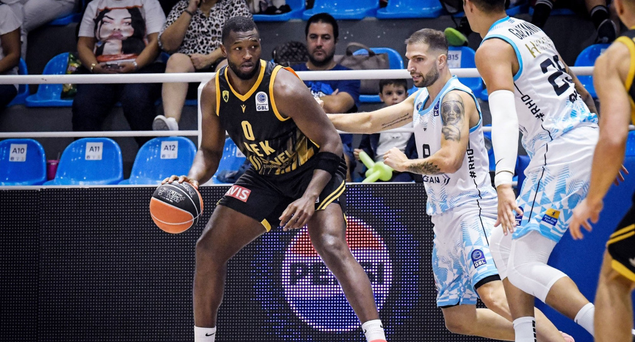 Ο ΡαϊΚουάν Γκρέι στο Athletiko: «Χτίζουμε ψυχολογία - Έχω ρόλο ηγέτη και θέλω να βοηθήσω την ομάδα»