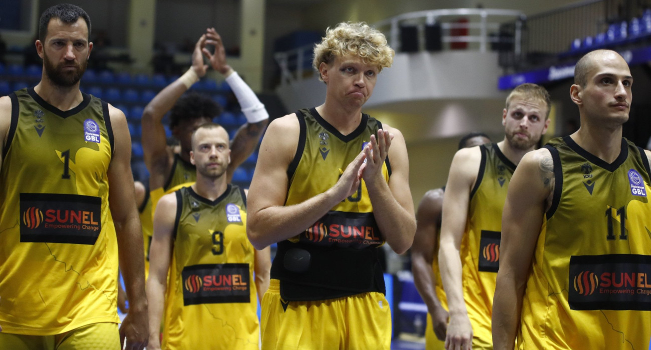 Οι παίκτες της ΑΕΚ μετά την ήττα στο Super Cup της Ρόδου από τον Προμηθέα Πάτρας, Πηγή: Eurokinissi