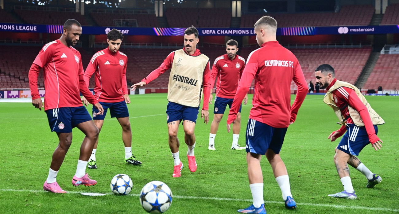 Στιγμιότυπο από την προπόνηση του Ολυμπιακού στο Emirates / Πηγή: Eurokinissi