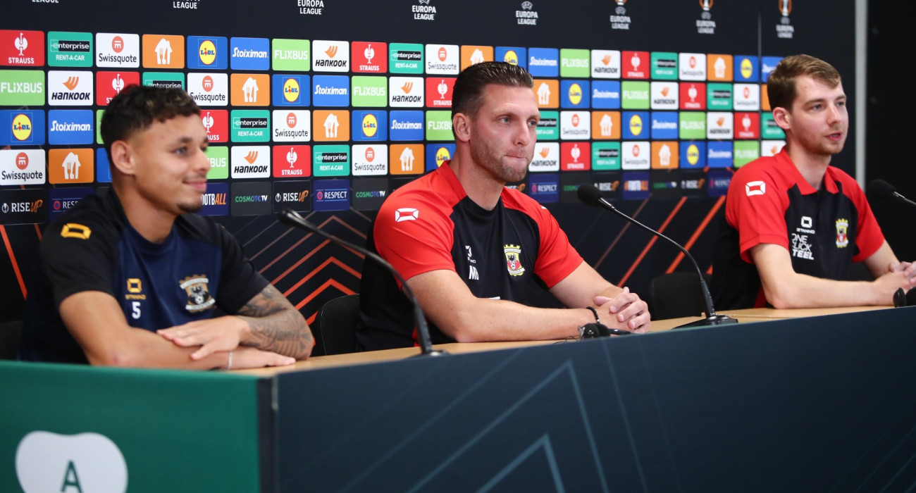 Οι Μέλβιν Μπόελ και Ντιν Τζέιμς / Πηγή: Eurokinissi