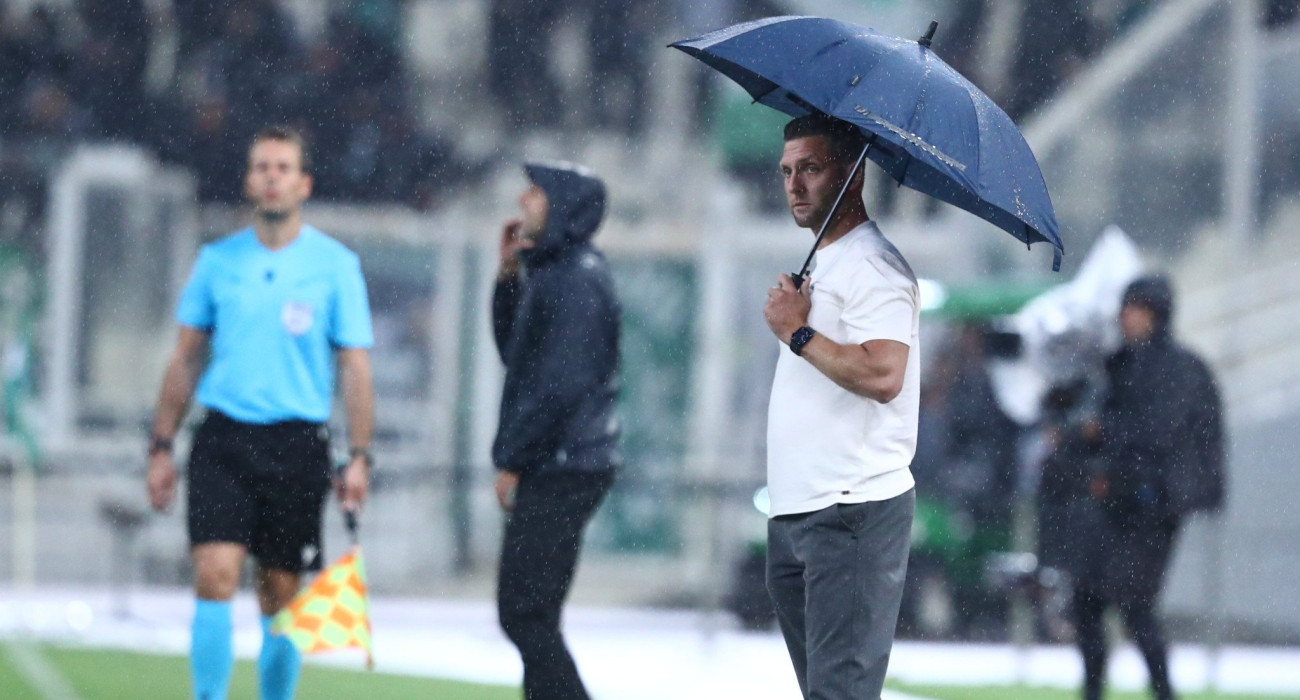 Ο προπονητής των Γκόου Αχέντ Ιγκλς / Πηγή: Euroki